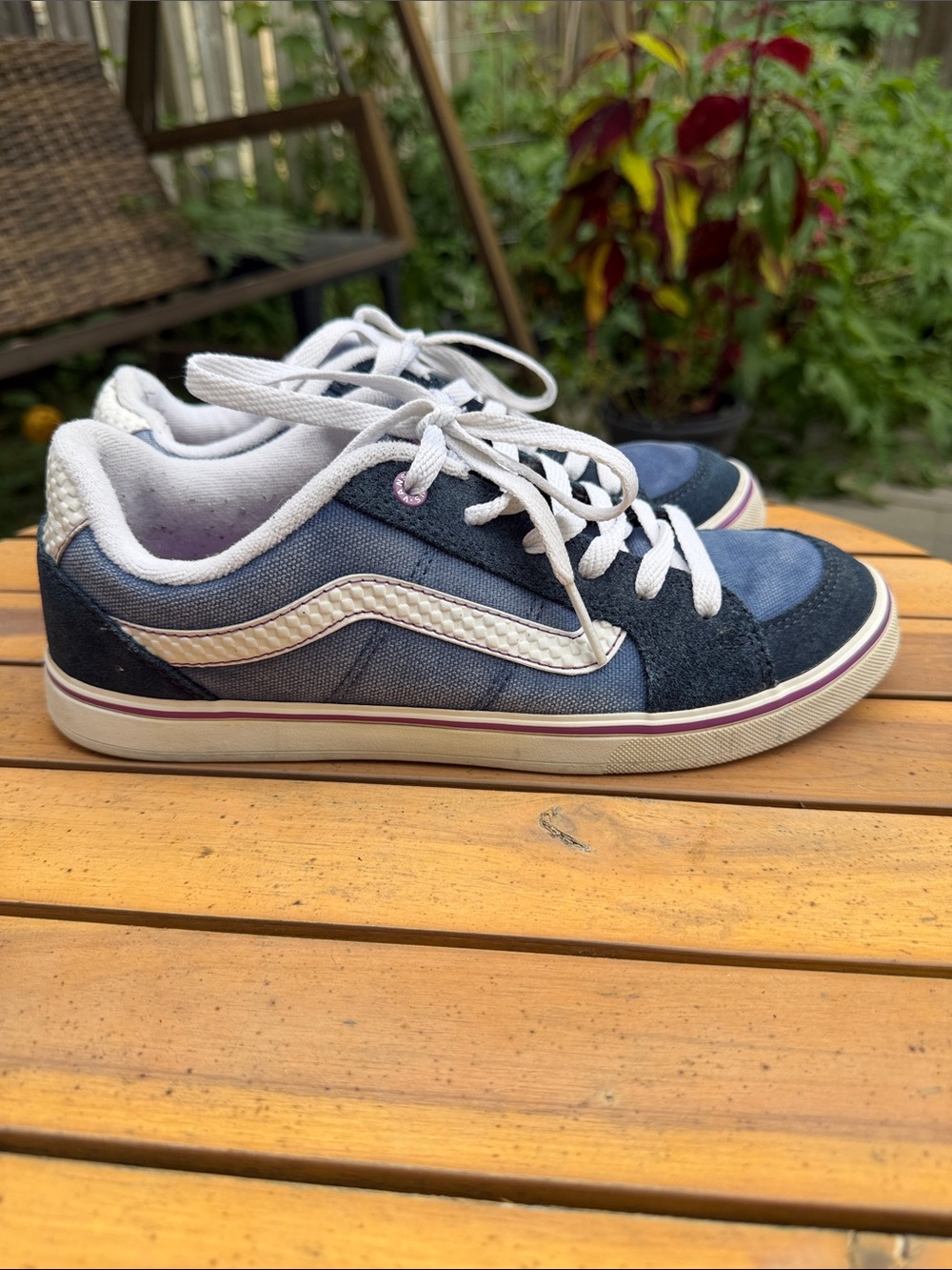 Vans Talli Blue Suede Canvas Low Top Sneakers Size US Women 10 / EU 41